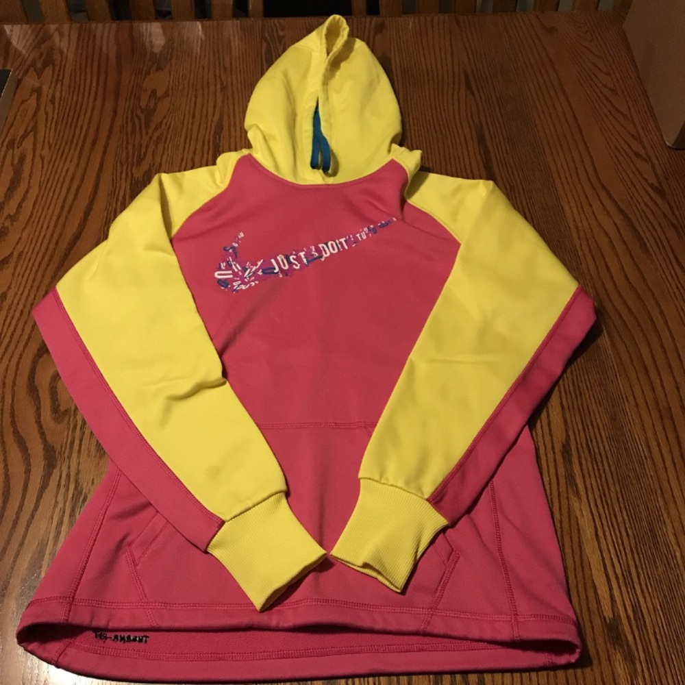 Nike sweatshirt